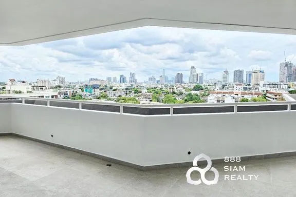 A 4-bedroom condo for rent at La Cascade Condominium, BTS Ekkamai, Bangkok, view 4
