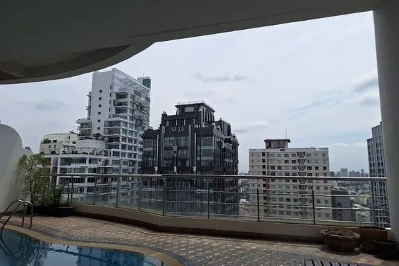 A 3-bedroom condo for rent at Le Raffine Sukhumvit 24 Condominium, BTS Phrom Phong, Bangkok, view 9