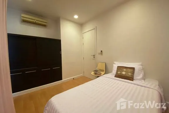 A 3-bedroom condo for rent at Nusasiri Grand, BTS Ekkamai, Bangkok, view 2