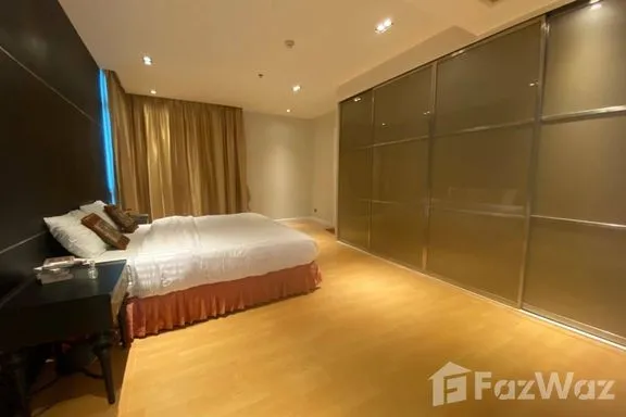 A 3-bedroom condo for rent at Nusasiri Grand, BTS Ekkamai, Bangkok, view 3