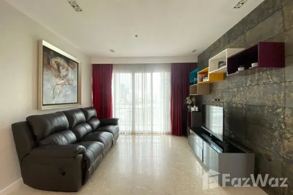 A 3-bedroom condo for rent at Nusasiri Grand, BTS Ekkamai, Bangkok, view 5