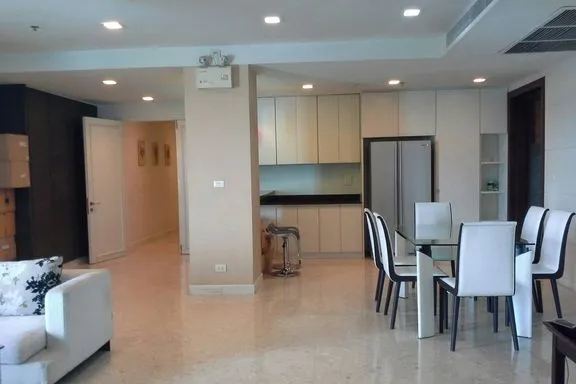 A 3-bedroom condo for rent at Nusasiri Grand, BTS Ekkamai, Bangkok, view 2