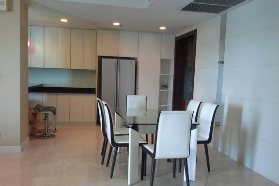 A 3-bedroom condo for rent at Nusasiri Grand, BTS Ekkamai, Bangkok, view 3