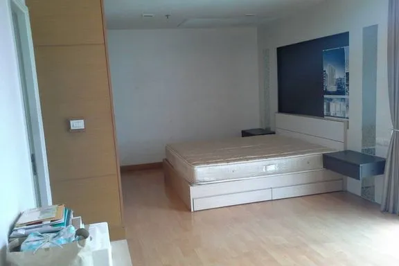 A 3-bedroom condo for rent at Nusasiri Grand, BTS Ekkamai, Bangkok, view 5