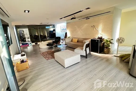 A 3-bedroom condo for rent at President Park, MRT Queen Sirikit, Bangkok