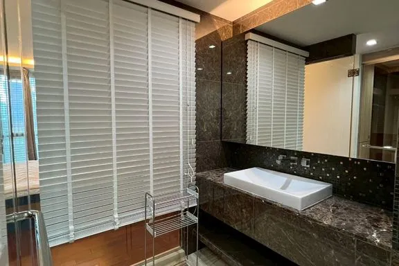 A 2-bedroom condo for rent at The Address Sukhumvit 61, BTS Ekkamai, Bangkok, view 2