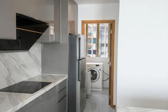 A 3-bedroom condo for rent at The Emporio Place, BTS Phrom Phong, Bangkok, view 6