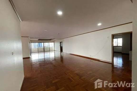 A 4-bedroom condo for rent at Tower Park, ARL Makkasan, Bangkok, view 2